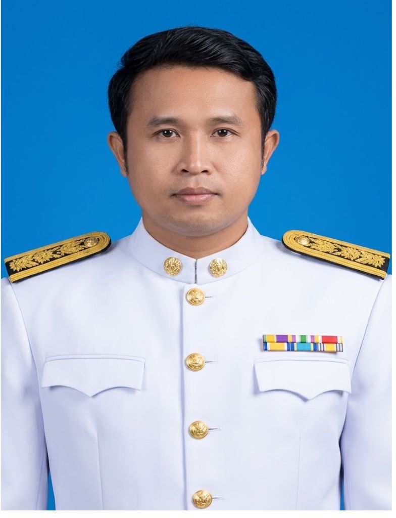 นายกิติพงษ์  สำเริงรัมย์