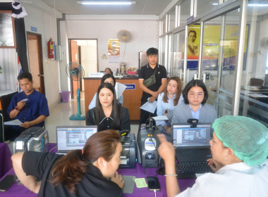 ร่วมพิธีวางพานพุ่มถวายสักการะพระราชวรวงศ์เธอ ... พารามิเตอร์รูปภาพ 20