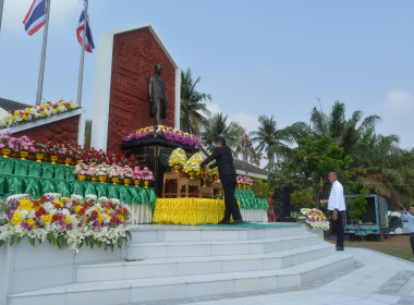 ร่วมพิธีวางพานพุ่มถวายสักการะพระราชวรวงศ์เธอ ... พารามิเตอร์รูปภาพ 2