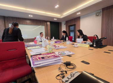 ประชุมคณะกรรมการคัดเลือกโรงเรียน ... พารามิเตอร์รูปภาพ 4